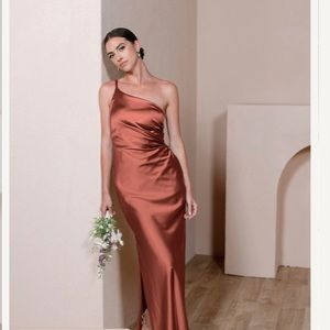 Revelry Jade Satin, Terracotta Rust, size 4
